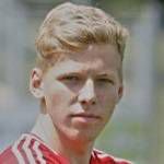 https://img.833zhibooq.com.cn/img/football/player/039930ba90654f250a1e46ad9898e0c4.png